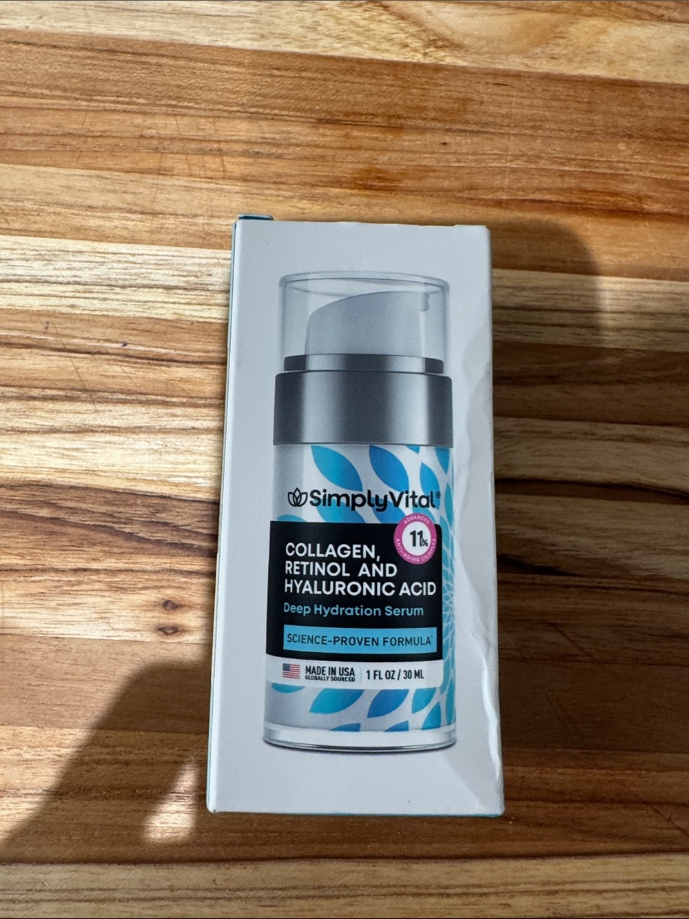 Collagen, Retinol & Hyaluronic Acid Deep Hydration Serum — White & Blue